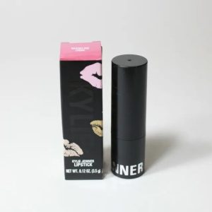 Kylie Jenner Lipstick -Madeleine Creme